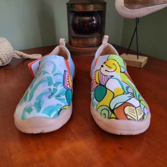 NWT UIN Women's Size 7 Slip on Travel Shoes Serene Afternoon Toledo I - Picture 2 of 14